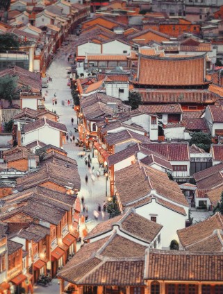 探索漳州：历史文化名城的自然美景与现代生活