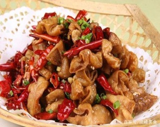 干煸肥肠：正宗川菜秘方，外酥里嫩轻松享，告别口感失望