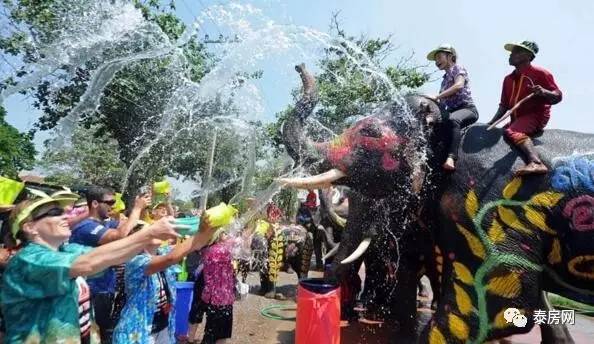 泰国泼水节完整攻略:解锁传统新年狂欢的正确打开方式,轻松避坑尽享清凉祝福 泰国泼水节完整攻略:解锁传统新年狂欢的正确打开方式,轻松避坑尽享清凉祝福