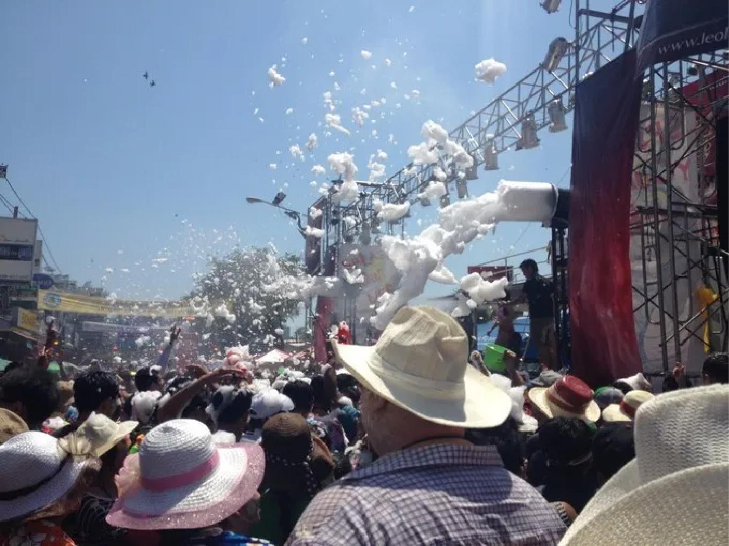 泰国泼水节完整攻略:解锁传统新年狂欢的正确打开方式,轻松避坑尽享清凉祝福 泰国泼水节完整攻略:解锁传统新年狂欢的正确打开方式,轻松避坑尽享清凉祝福