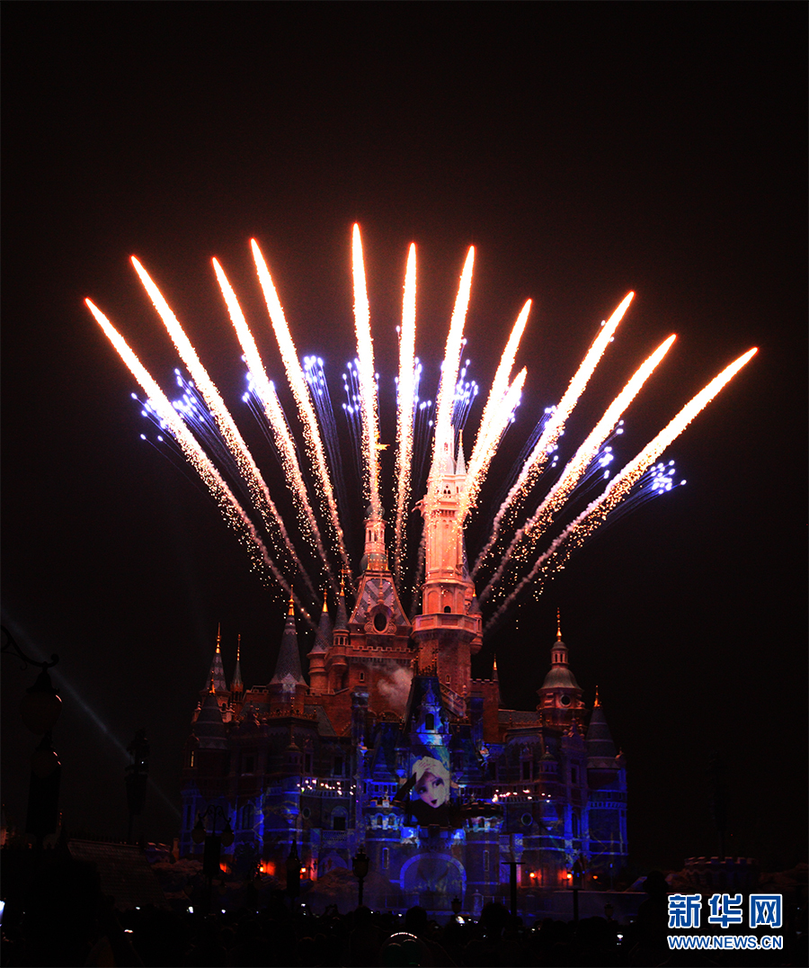 大光明电影院:百年光影传奇,从默片时代到现代观影的完美体验 大光明电影院:百年光影传奇,从默片时代到现代观影的完美体验