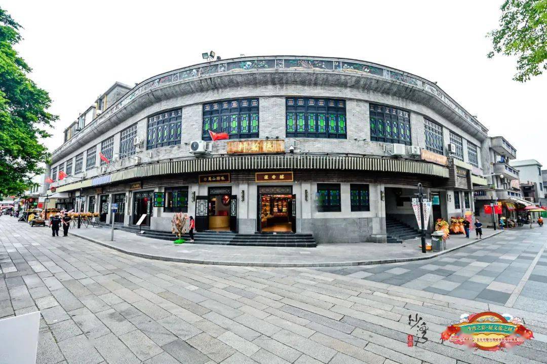 东门老街旅游攻略:探索岭南骑楼建筑与地道美食,体验城市记忆与文化传承 东门老街旅游攻略:探索岭南骑楼建筑与地道美食,体验城市记忆与文化传承