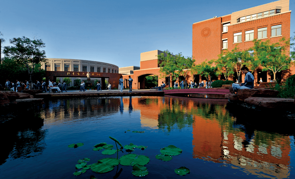 重庆南开中学:历史传承与现代教育完美融合,助您深入了解名校风采与入学指南 重庆南开中学:历史传承与现代教育完美融合,助您深入了解名校风采与入学指南