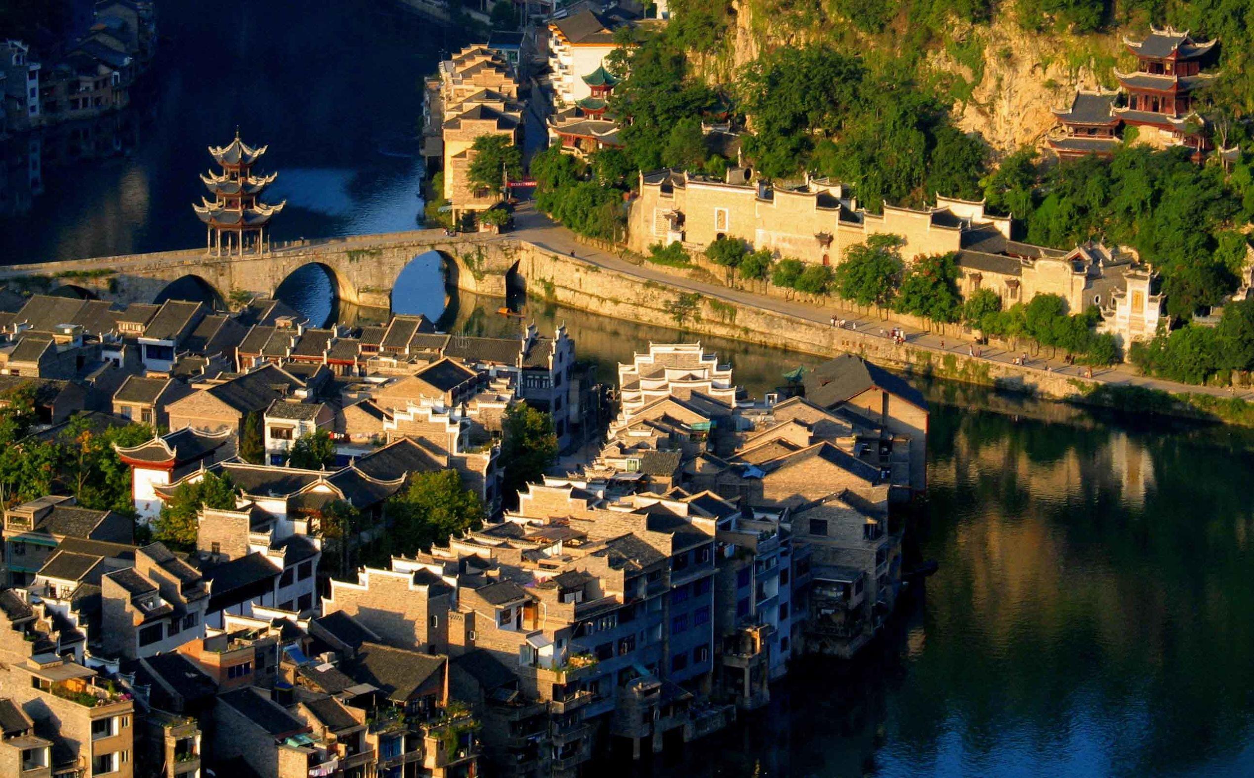 新晃天气查询全攻略:精准预报与生活应对技巧,告别天气困扰 新晃天气查询全攻略:精准预报与生活应对技巧,告别天气困扰