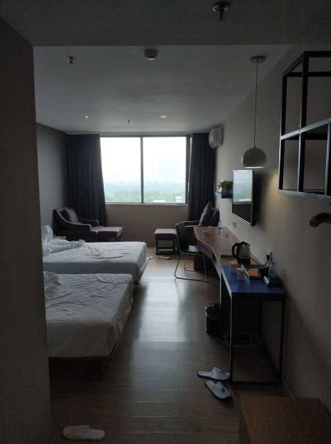 南湖宾馆预订攻略:园林式四星级酒店住宿体验与周边景点全解析 南湖宾馆预订攻略:园林式四星级酒店住宿体验与周边景点全解析