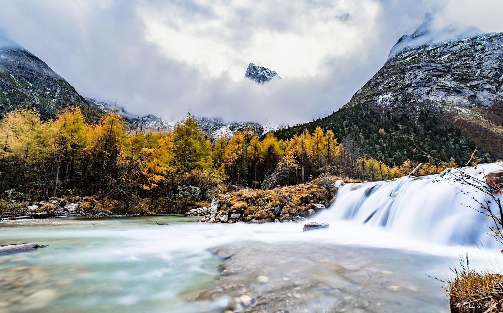 阿坝天气预报查询指南:掌握高原气候规律,轻松规划完美旅行 阿坝天气预报查询指南:掌握高原气候规律,轻松规划完美旅行
