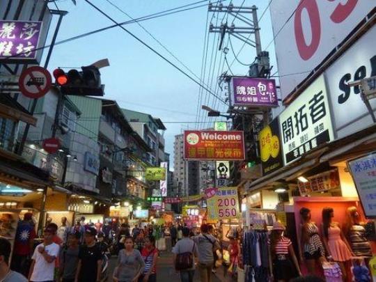 台湾淡水旅游全攻略:探索历史景点、必吃美食与交通指南 台湾淡水旅游全攻略:探索历史景点、必吃美食与交通指南