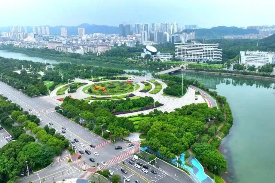 咸宁是哪个省的城市?揭秘湖北咸宁的区位优势与投资机遇,让你轻松了解这座魅力之城 咸宁是哪个省的城市?揭秘湖北咸宁的区位优势与投资机遇,让你轻松了解这座魅力之城